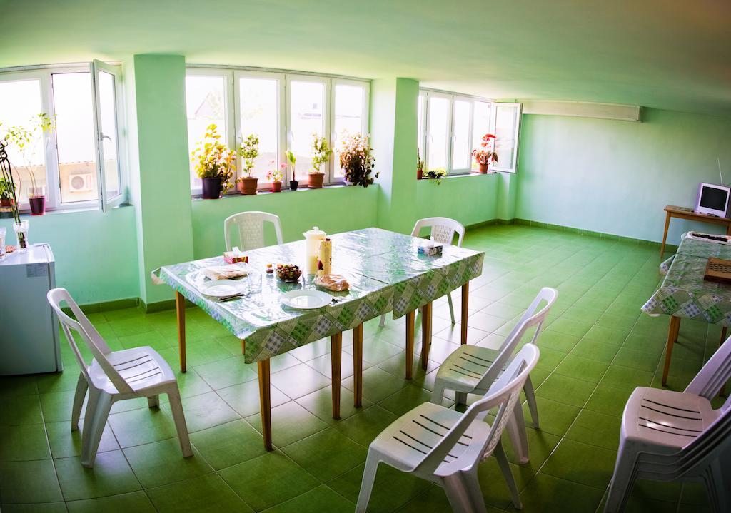 Kesabella Touristic House Bed & Breakfast P'arak'ar Exterior photo